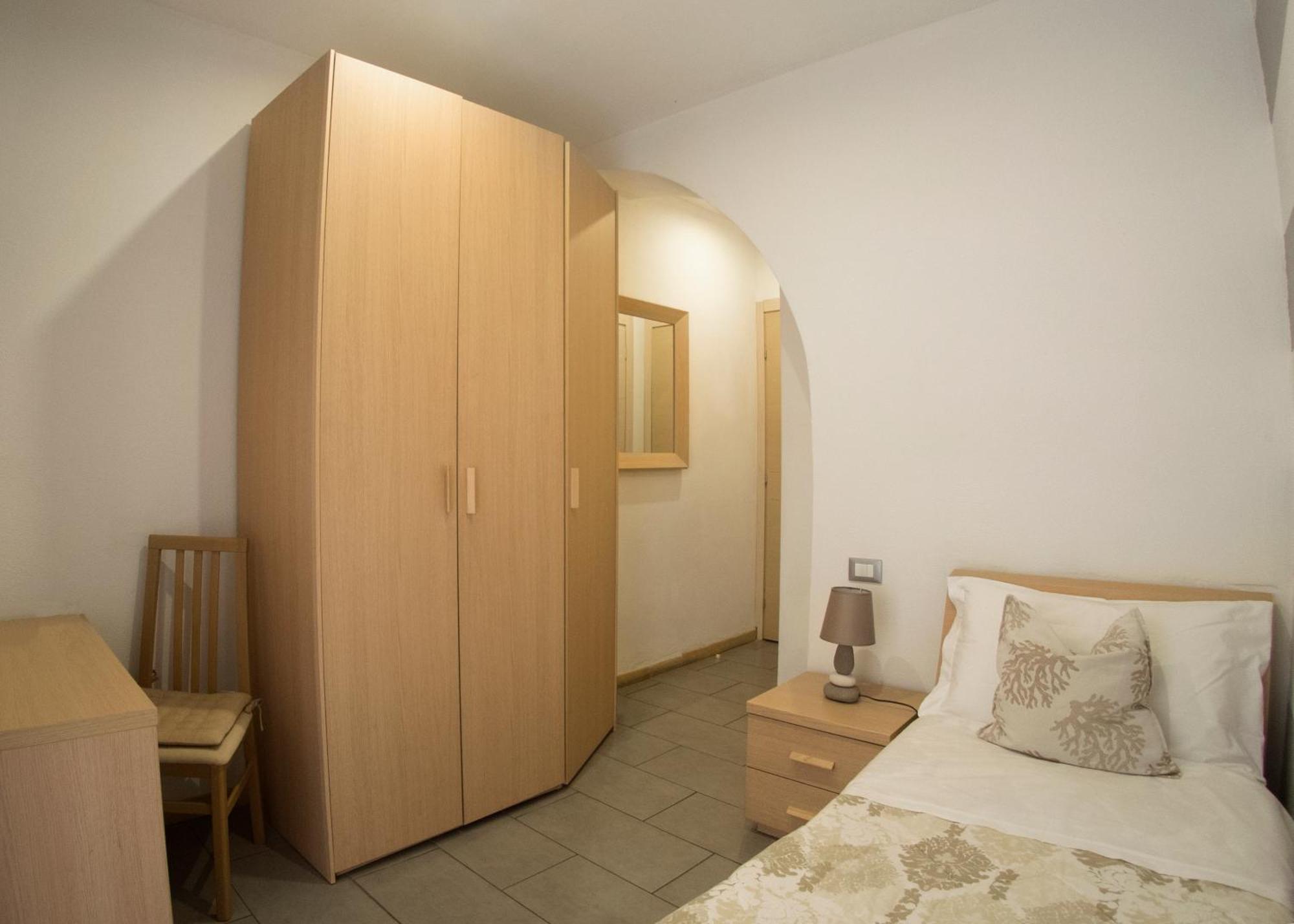 Camera Singola con Bagno Privato